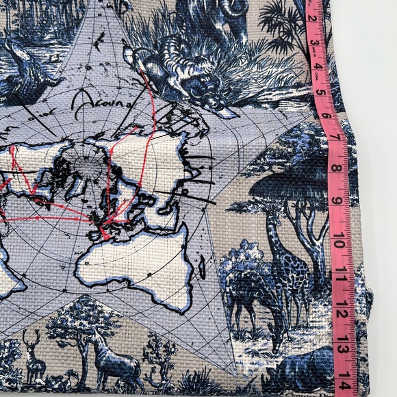 NWOT DIOR LARGE AROUND THE WORLD SHOPPING TOTE - Picture 6 of 9